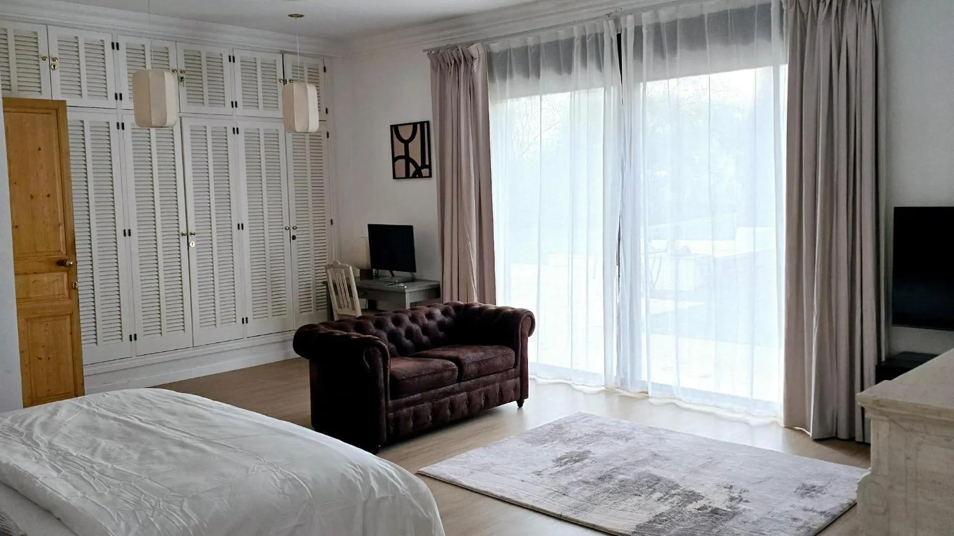 אכסניה The Mansion - Palma Mallorca - Son Vida Golf Area ספרד